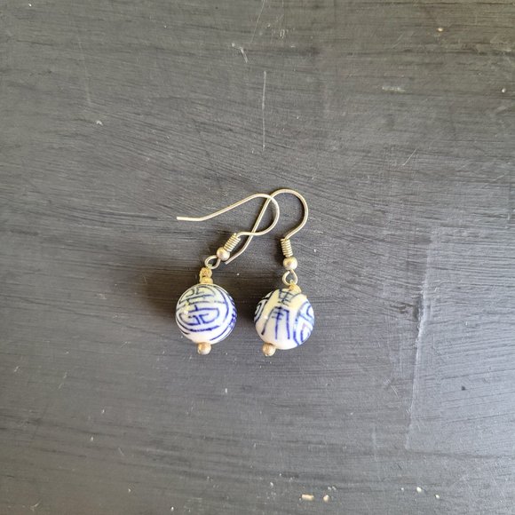 White and Blue Porcelain Chinese Character Beaded Dangle Earrings - Picture 6 of 7